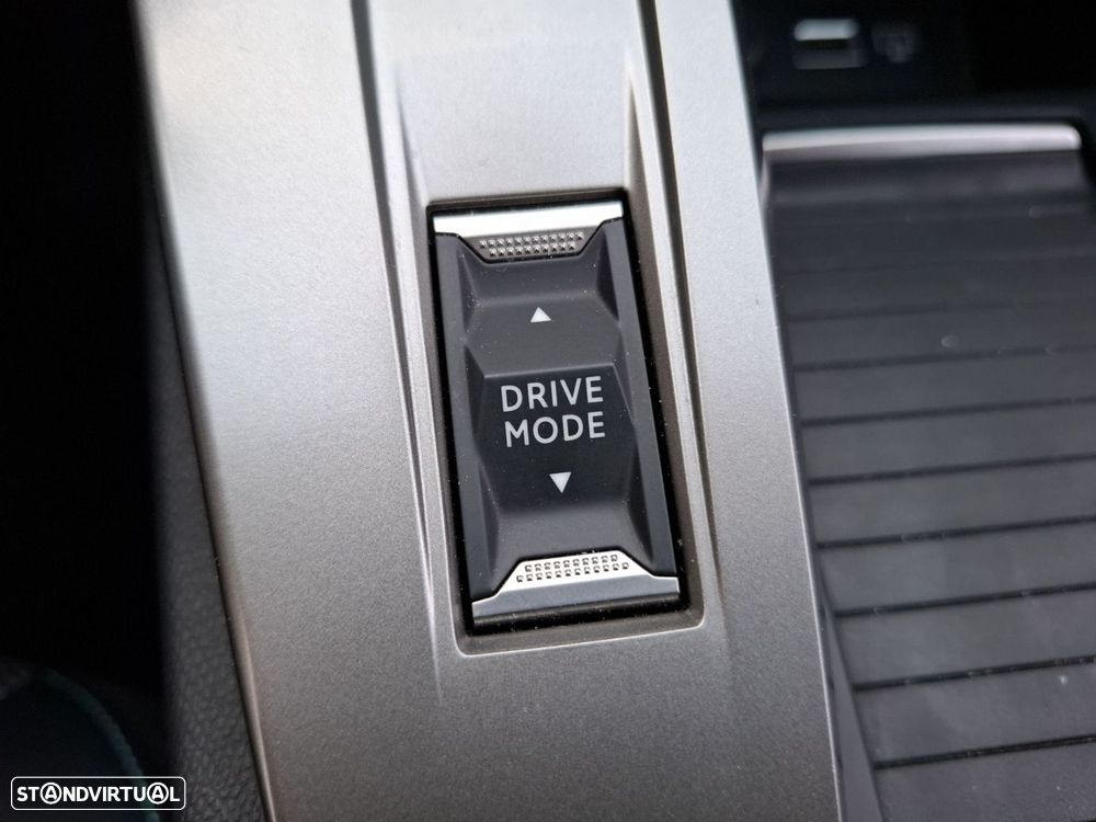 Peugeot 308 SW 1.2 Hybrid Allure e-DCS6 - 20