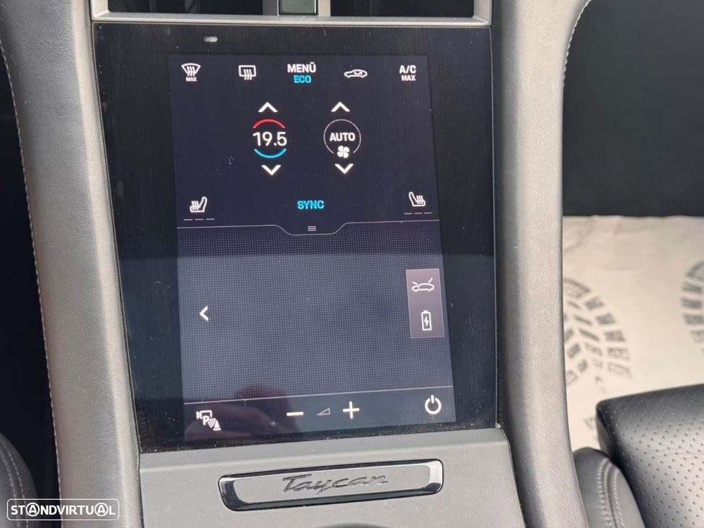 Porsche Taycan - 14