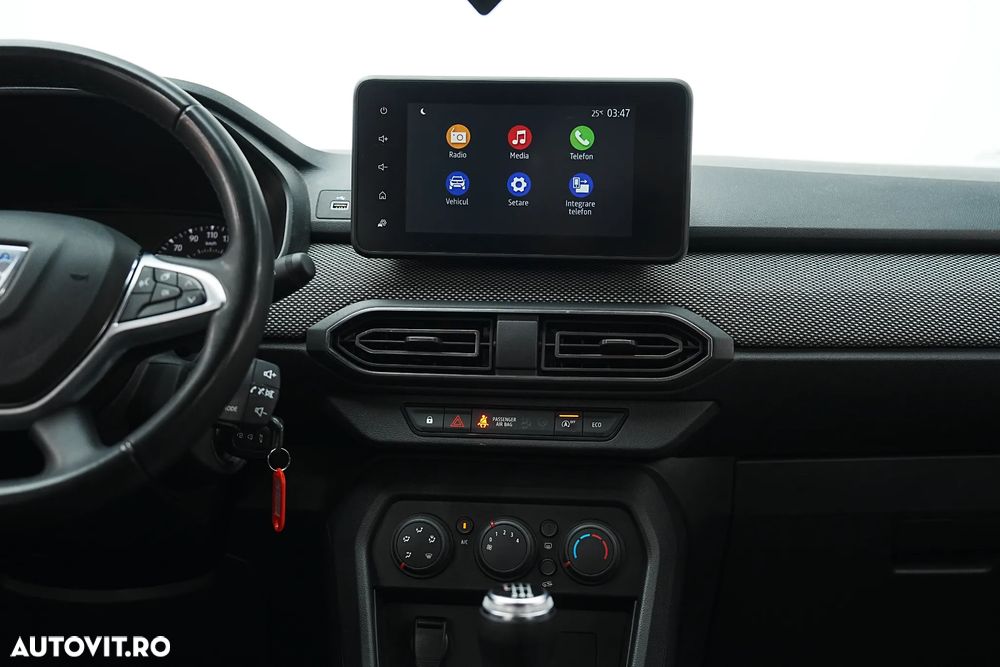 DACIA Jogger 2022 — imagine 22