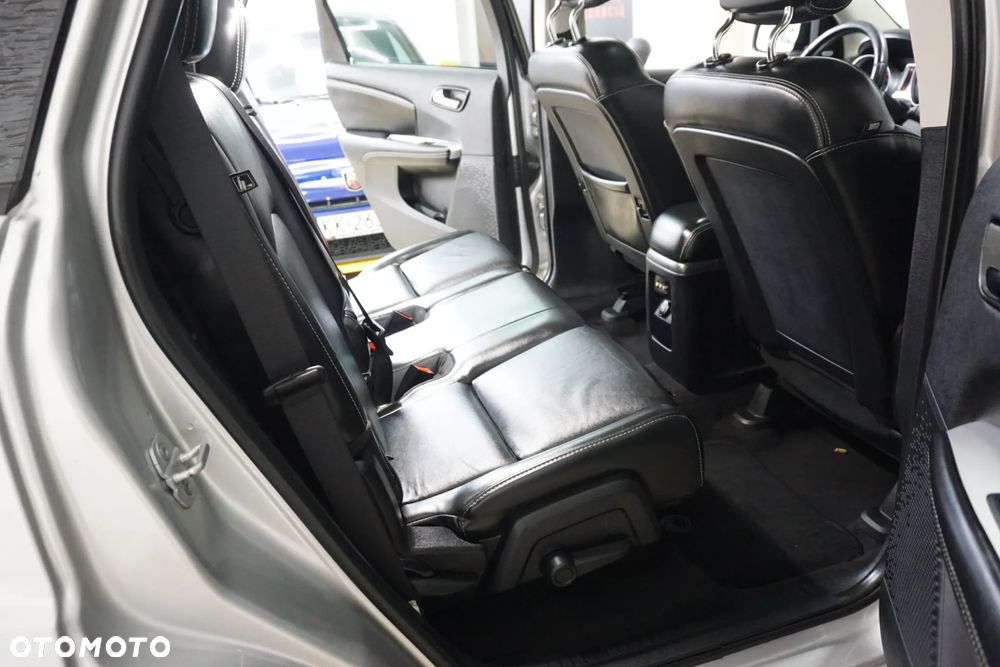 Fiat Freemont 2.0 Multijet 16V DPF Automatik Allrad Lounge - 27