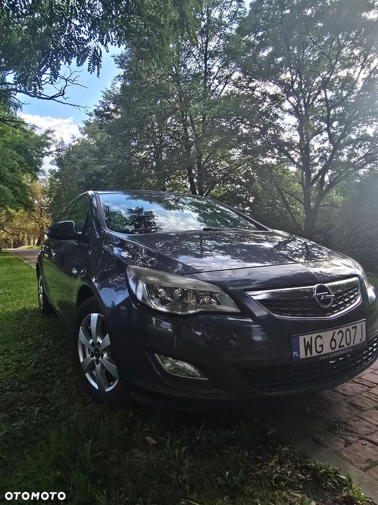 Opel Astra - 1