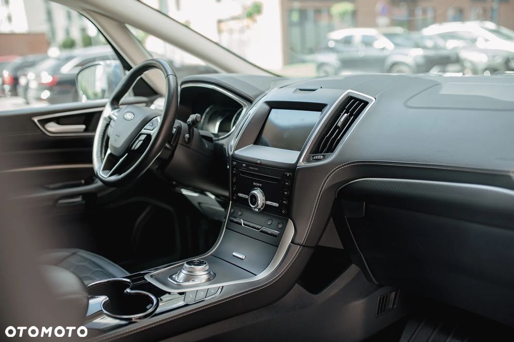 Ford S-Max 2.0 EcoBlue Vignale - 32