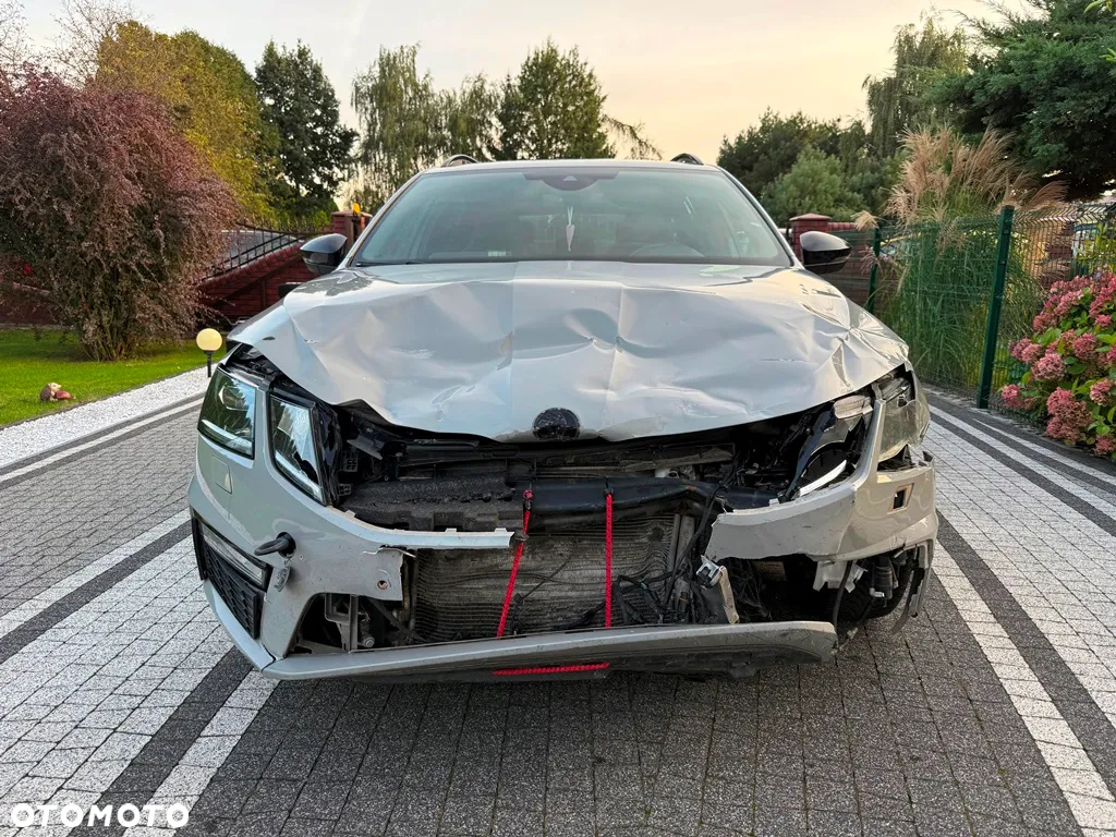 Skoda Octavia Combi 2.0 TSI DSG RS First Edition - 7