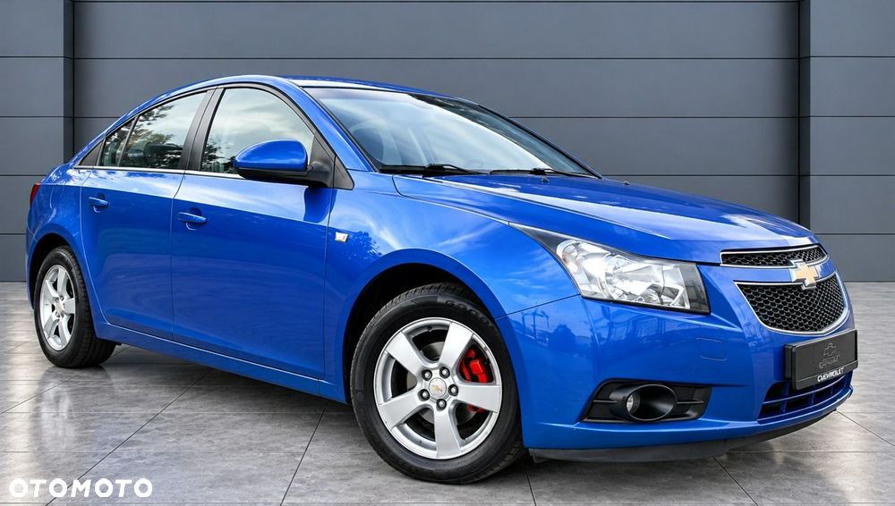 Chevrolet Cruze 1.6 LS - 27