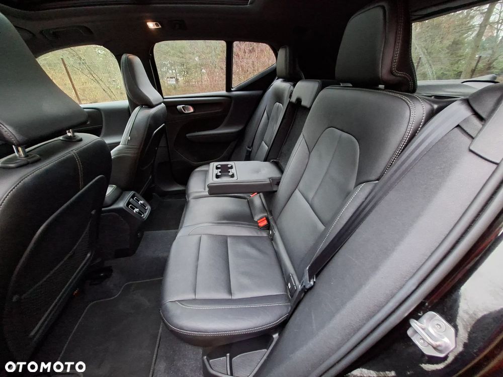 Volvo XC 40 D3 R-Design - 23