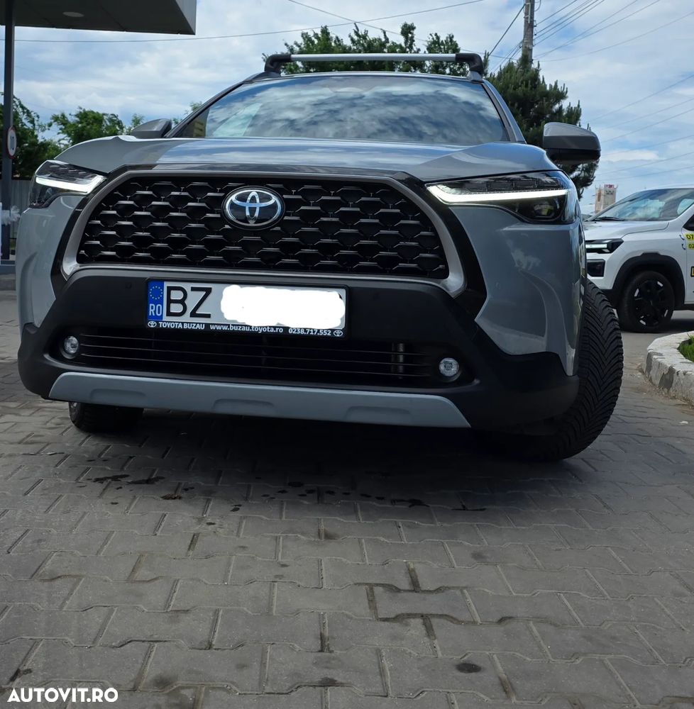 Toyota Corolla Cross - 2
