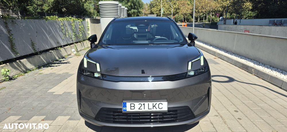 Lynk & Co 08