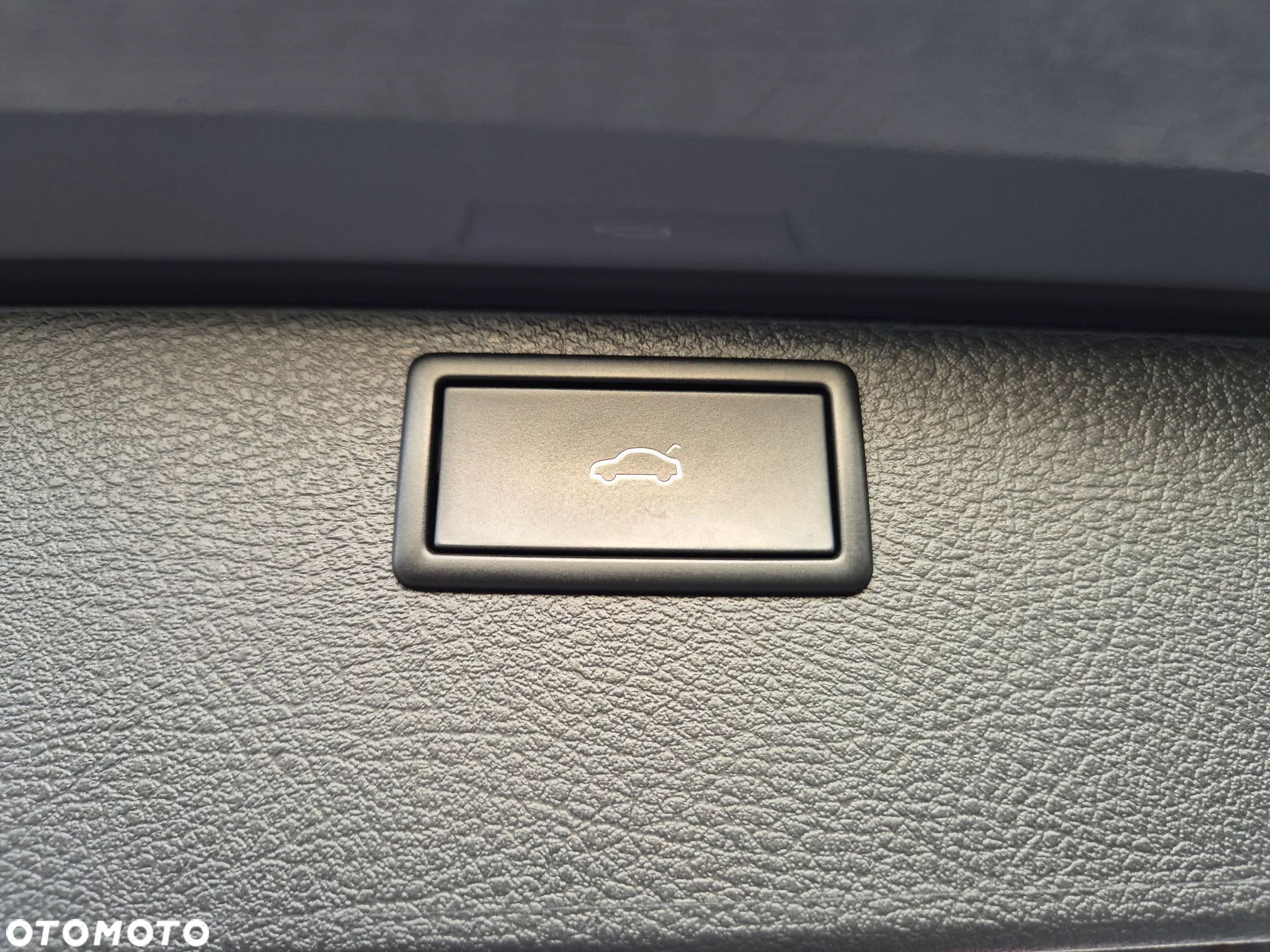 Volkswagen Multivan - 37