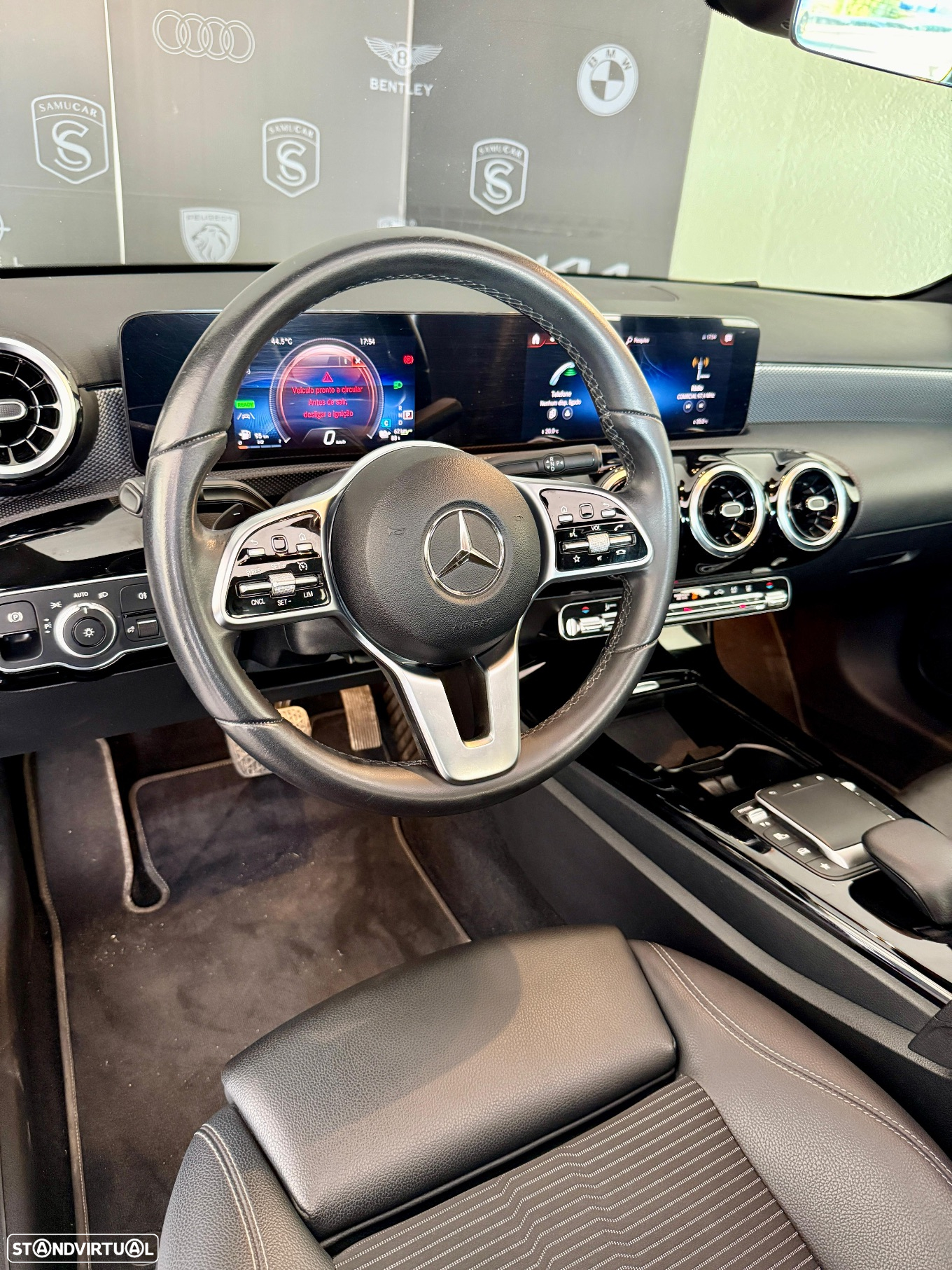 Mercedes-Benz A 250 Limousine e Progressive - 10