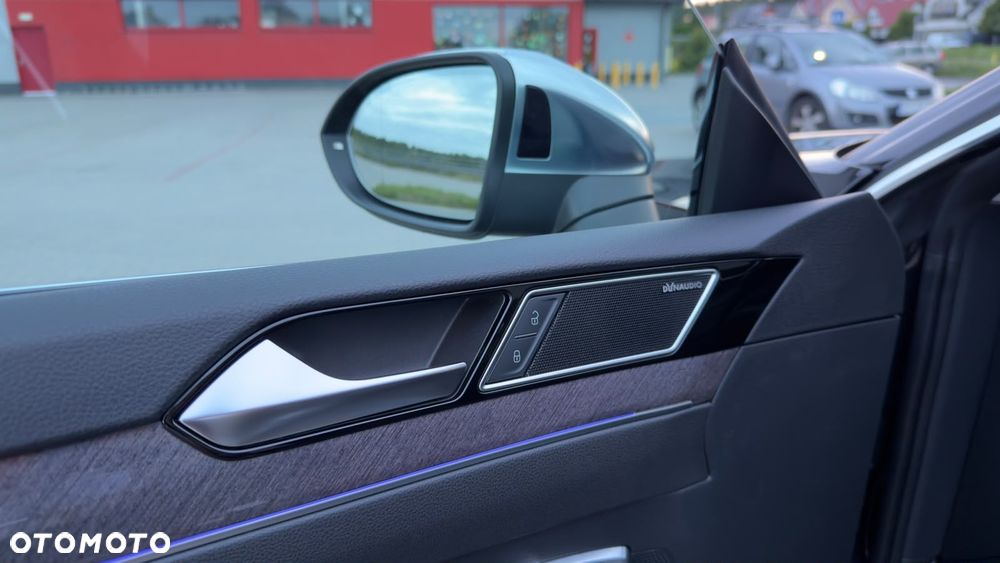 Volkswagen Arteon 2.0 TDI SCR 4Motion DSG Elegance - 19