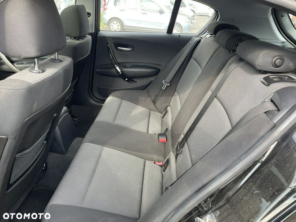BMW Seria 1 - 8