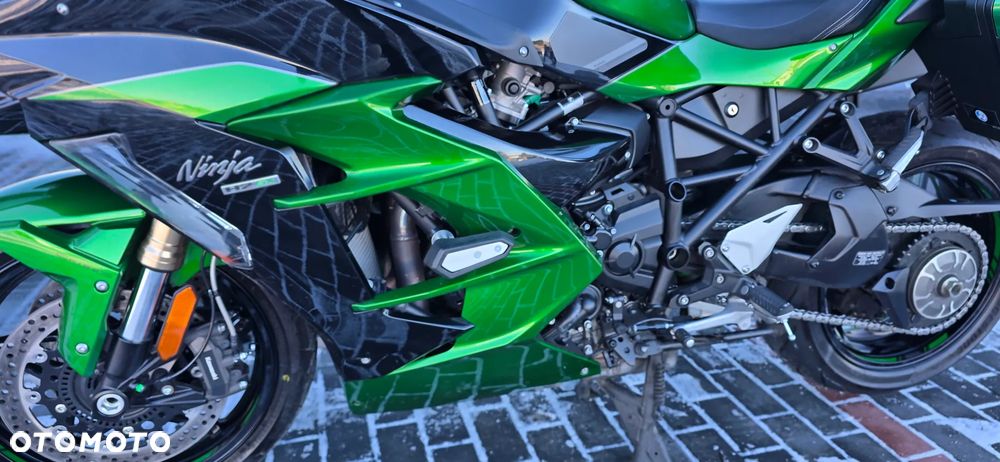 Kawasaki Ninja H2 SX - 31