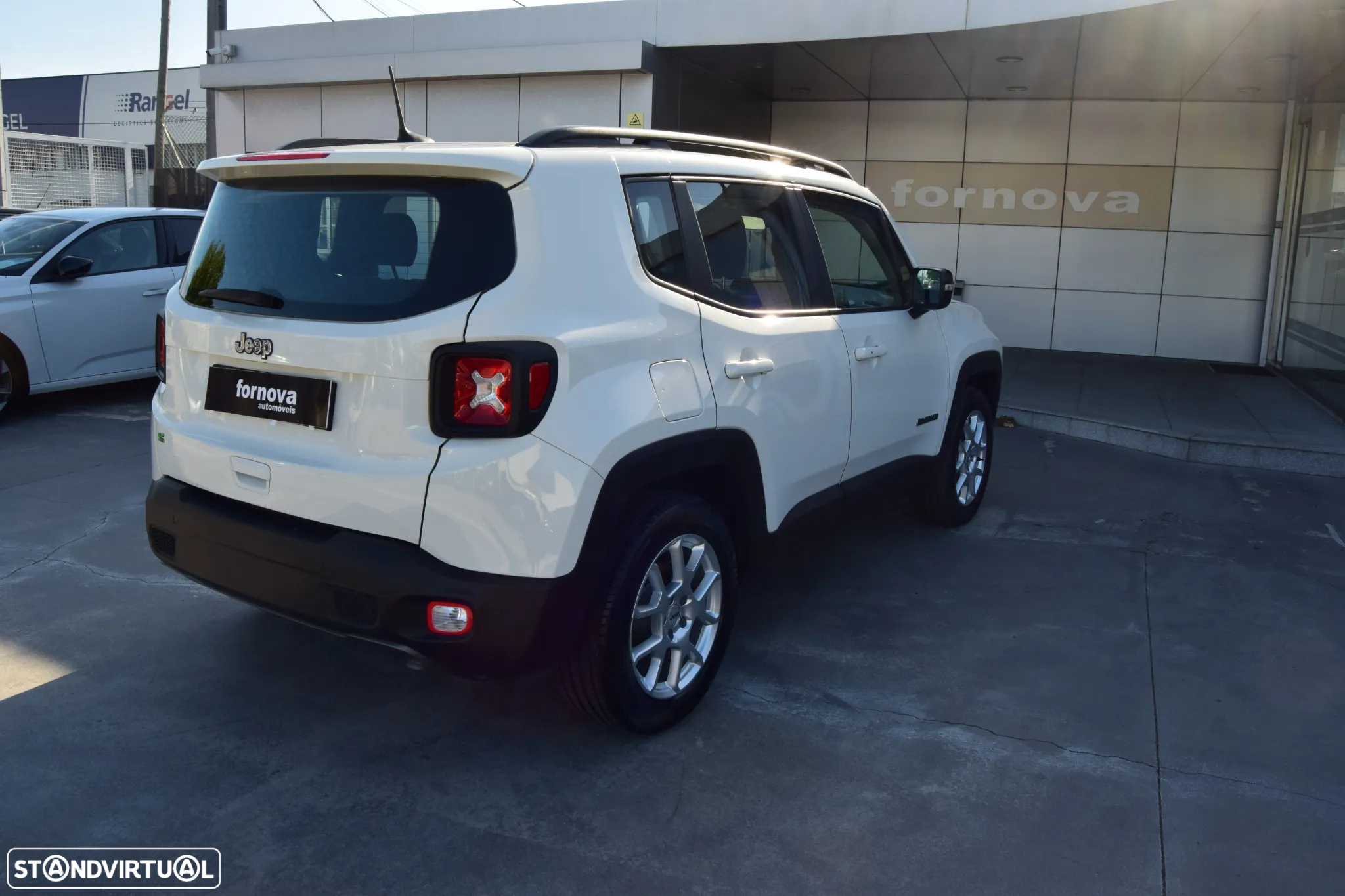 Jeep Renegade 1.5 TG e-Hybrid Limited DCT - 4