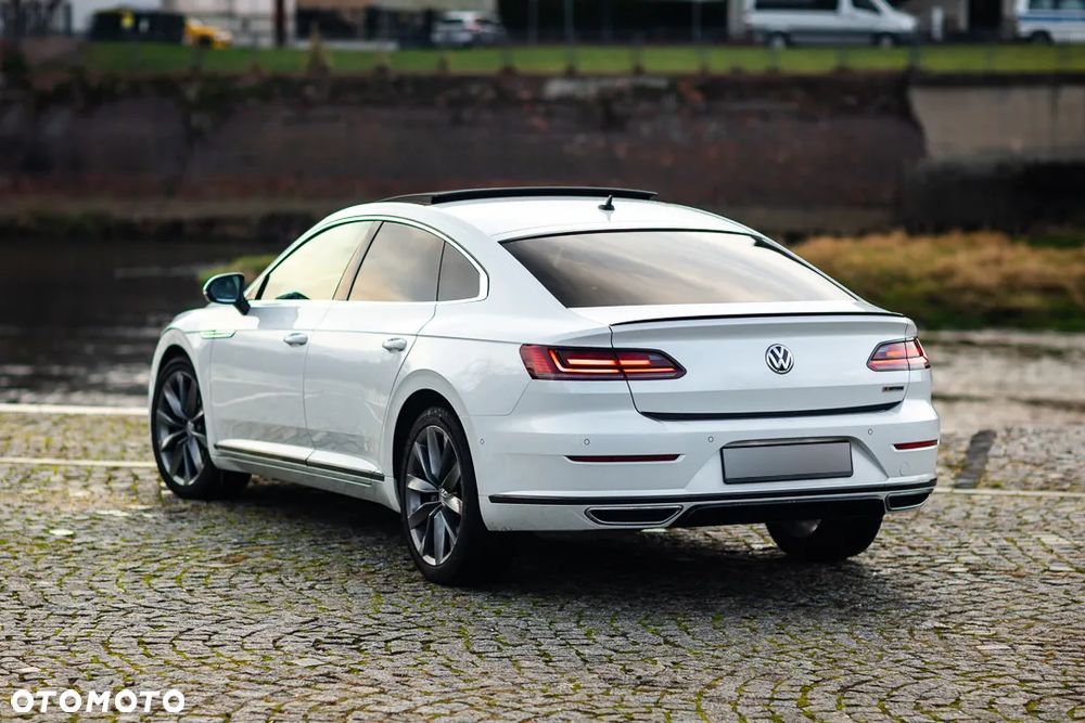 Volkswagen Arteon 2.0 TDI SCR 4Motion DSG Elegance - 15