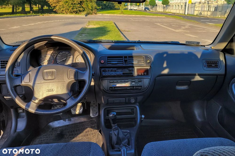 Honda Civic 1.4i S - 2