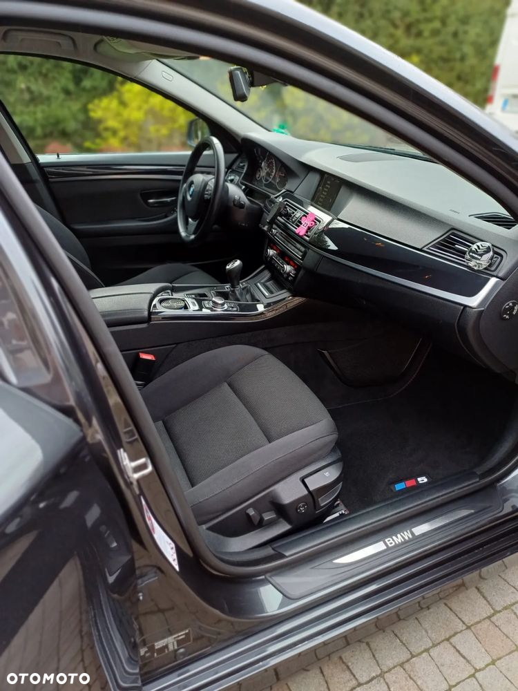 BMW Seria 5 - 24
