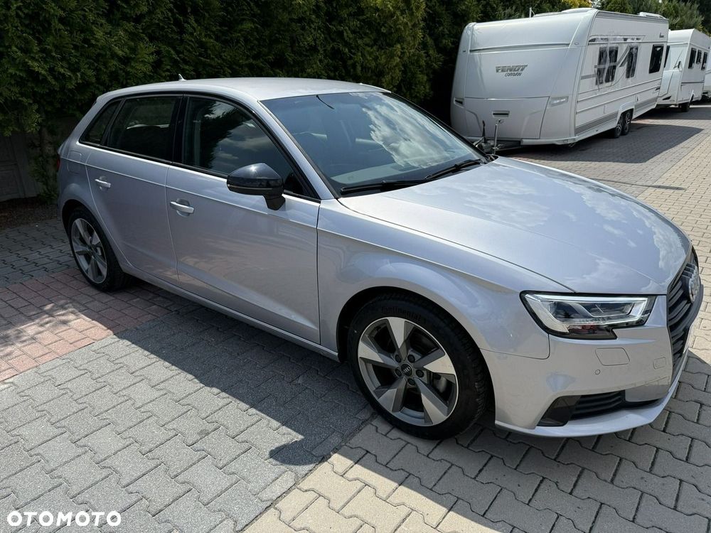 Audi A3 Sportback - 3