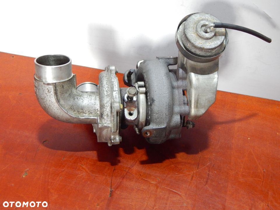 turbina turbosprężarka 2.2 D4D Toyota RAV4 III avensis corolla auris 06-12 Łuków części - 2