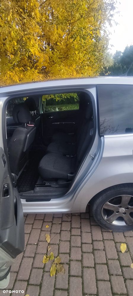 Peugeot 5008 - 16
