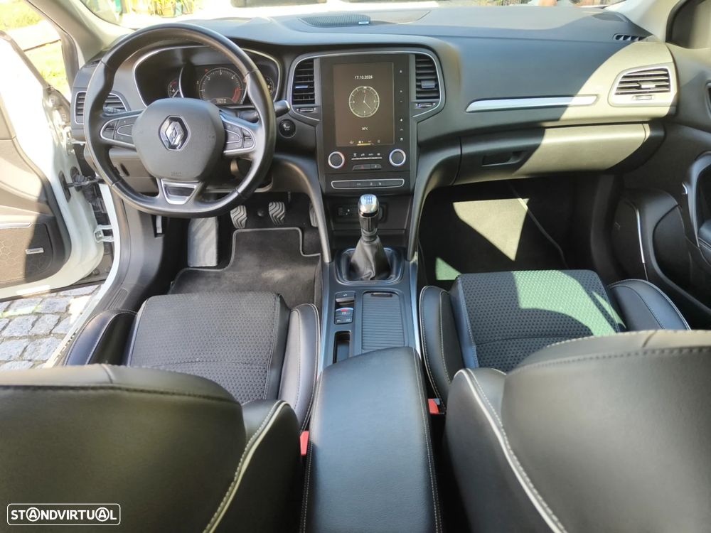 Renault Mégane 1.5 dCi Bose Edition - 11