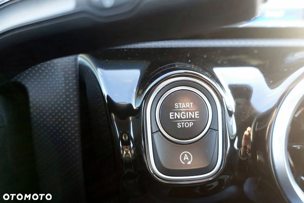 Mercedes-Benz Klasa A 180 d 7G-DCT Progressive - 29