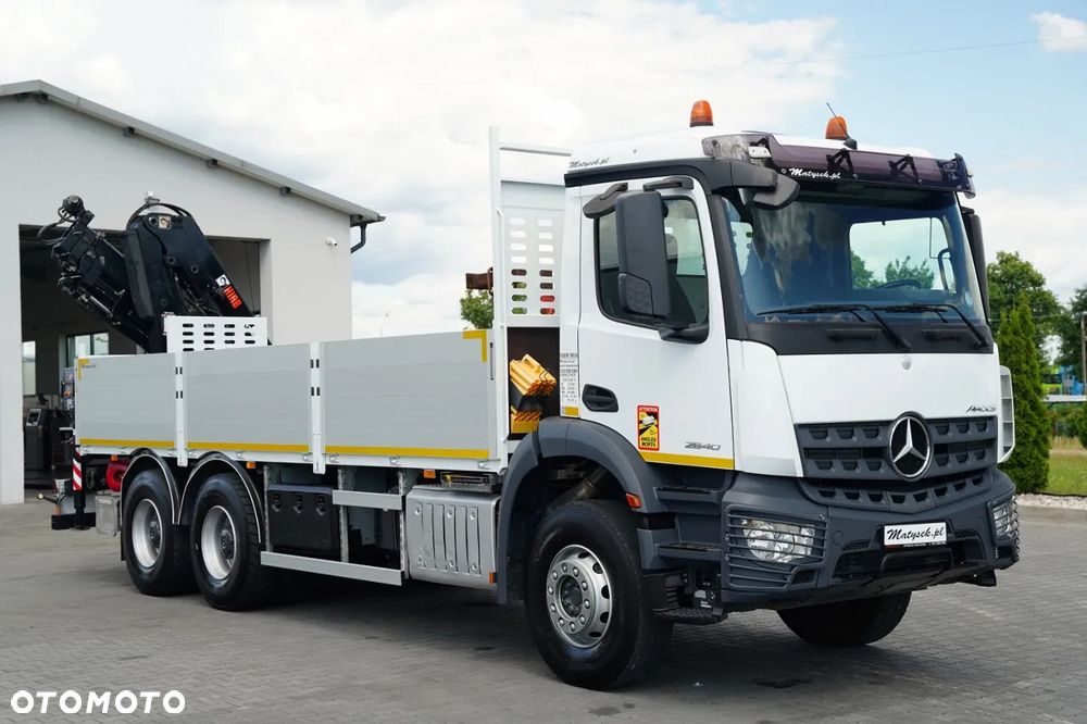 Mercedes-Benz AROCS 2640 / 6x4 / SKRZYNIOWY 6,5 M + HDS HIAB X- hiduo 158 DS- 4 / MAX 4 700 KG / STEROWANIE RADIOWE / ROTATOR / WIDŁY DO PALET / EURO 6 - 13