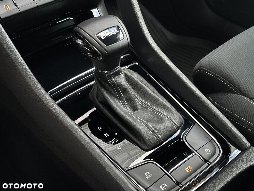 Skoda Karoq 1.5 TSI ACT Sportline DSG - 21