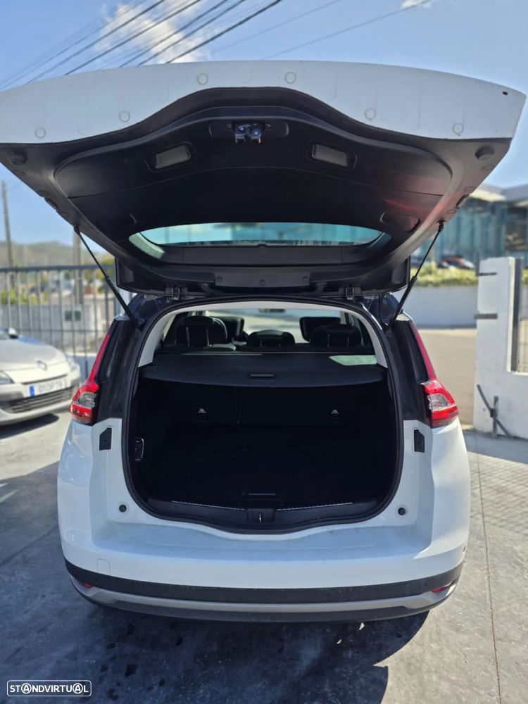 Renault Grand Scénic - 4