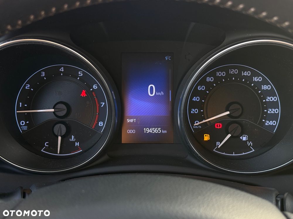 Toyota Auris 1.33 Dual-VVT-i Life - 8