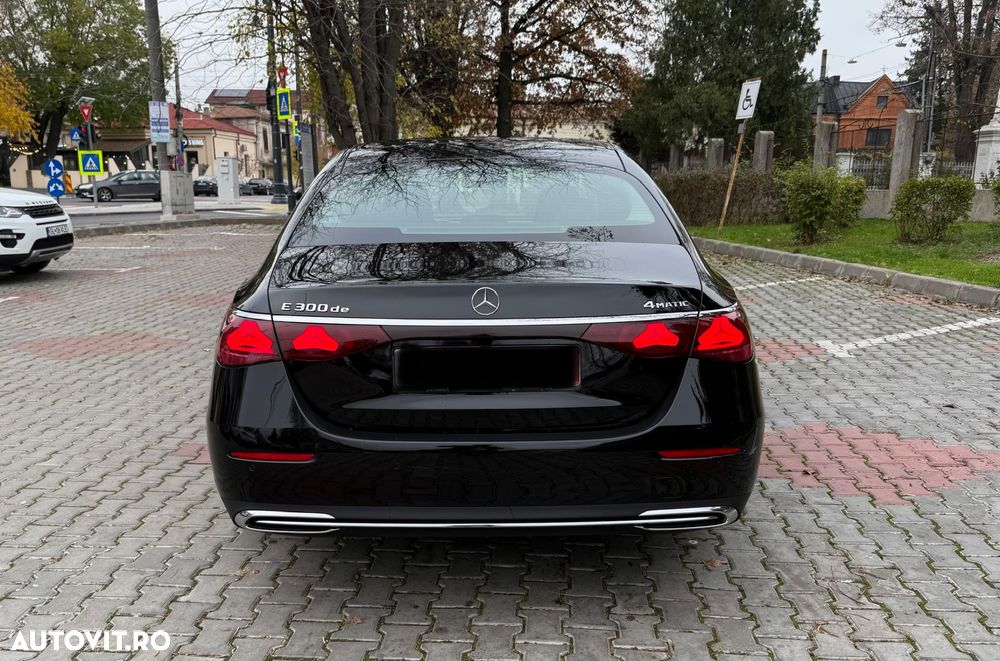 Mercedes-Benz E 300 de 4MATIC Aut. - 3