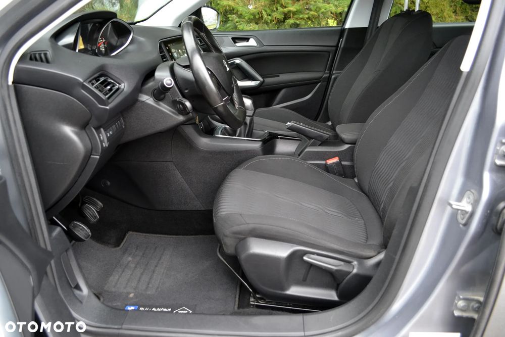 Peugeot 308 - 17