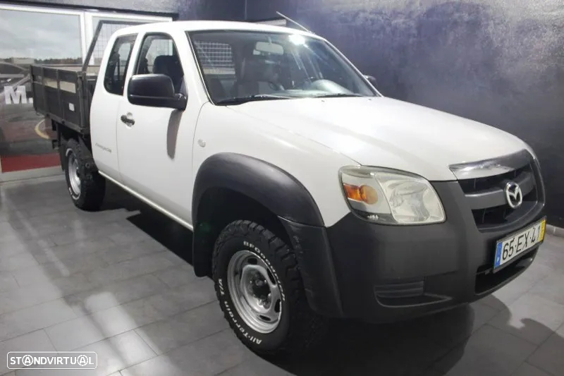 Mazda 3L 4X4 - 4
