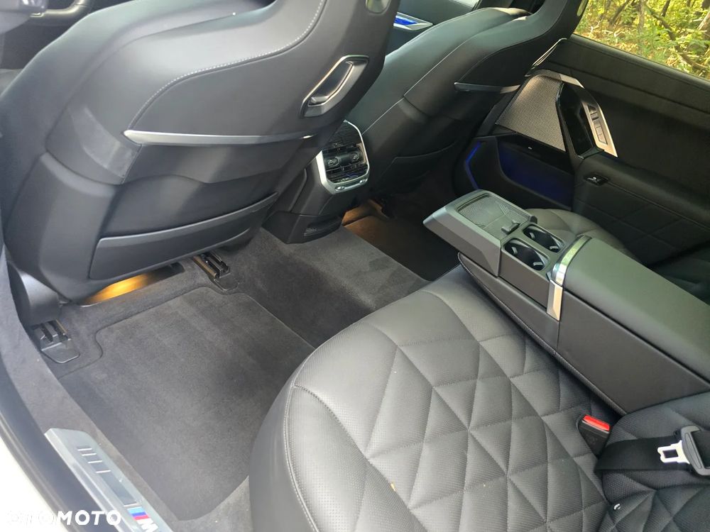 BMW Seria 7 - 21