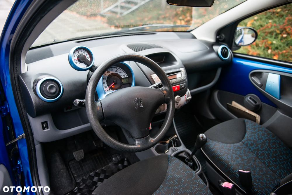 Peugeot 107 70 Millesim 200 - 17