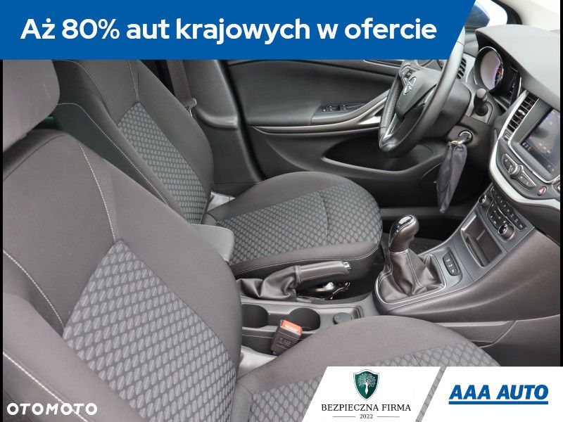 Opel Astra - 10