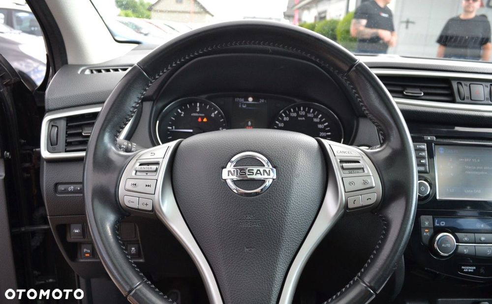 Nissan Qashqai 1.6 dCi Xtronic TEKNA+ - 24