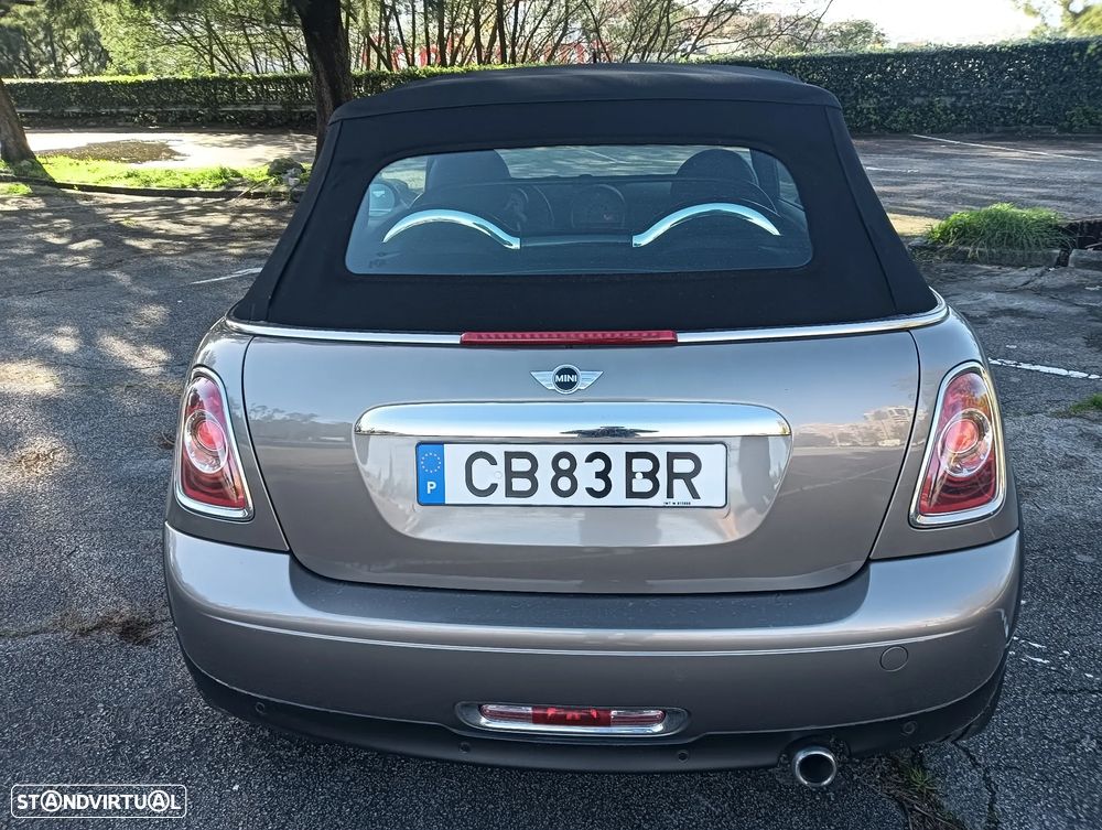 MINI Cabrio Cooper D - 14