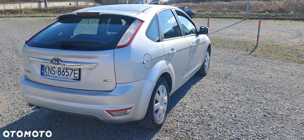 Ford Focus 1.6 TDCi Ghia - 6