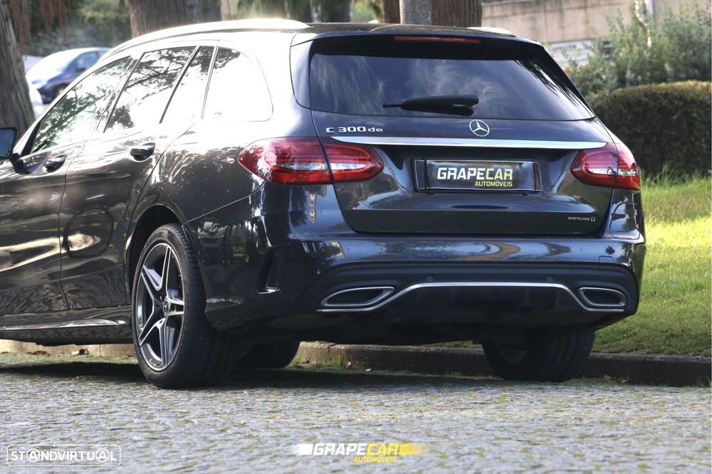 Mercedes-Benz C 300 de AMG Line - 4