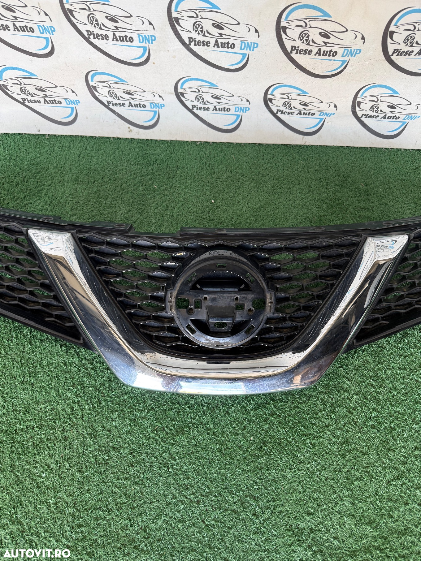 Grila nissan qashqai - 3