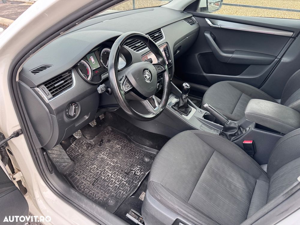 Skoda Octavia - 9