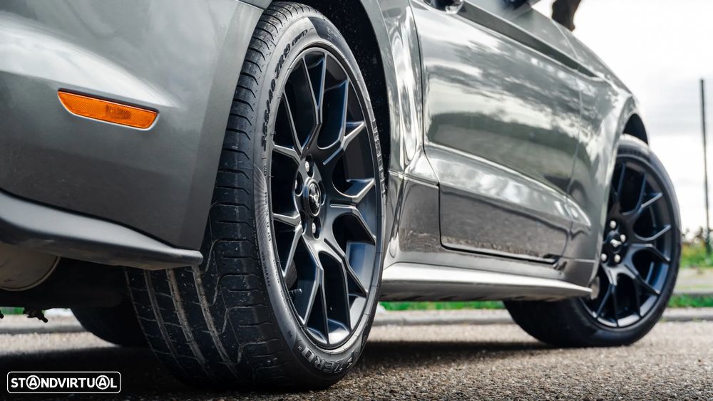 Ford Mustang 2.3i EcoBoost - 18