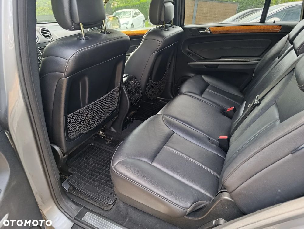 Mercedes-Benz GL 350 CDI DPF 4Matic BlueEFFICIENCY 7G-TRONIC - 14