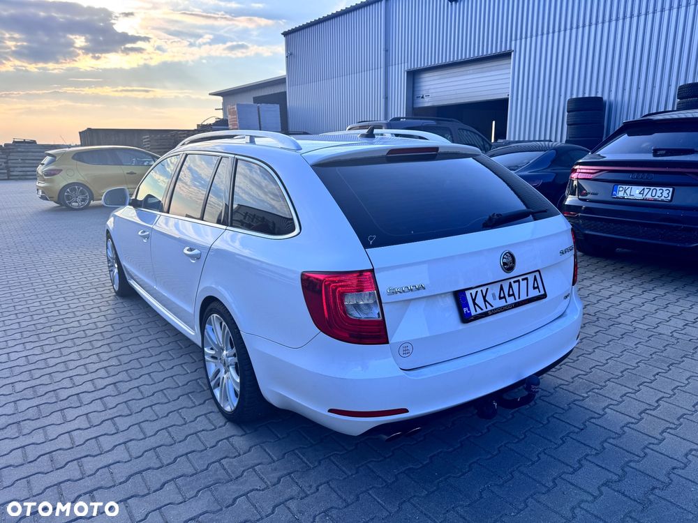 Skoda Superb 2.0 TDI 4x4 Ambition DSG - 6