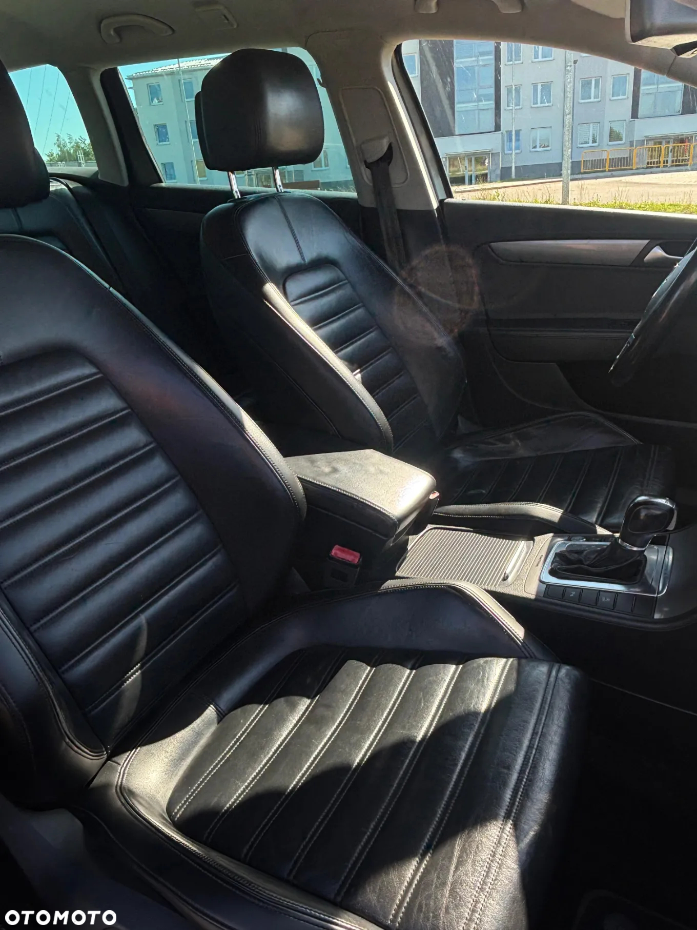 Volkswagen Passat Variant 2.0 TDI 4Motion DPF DSG Highline - 21
