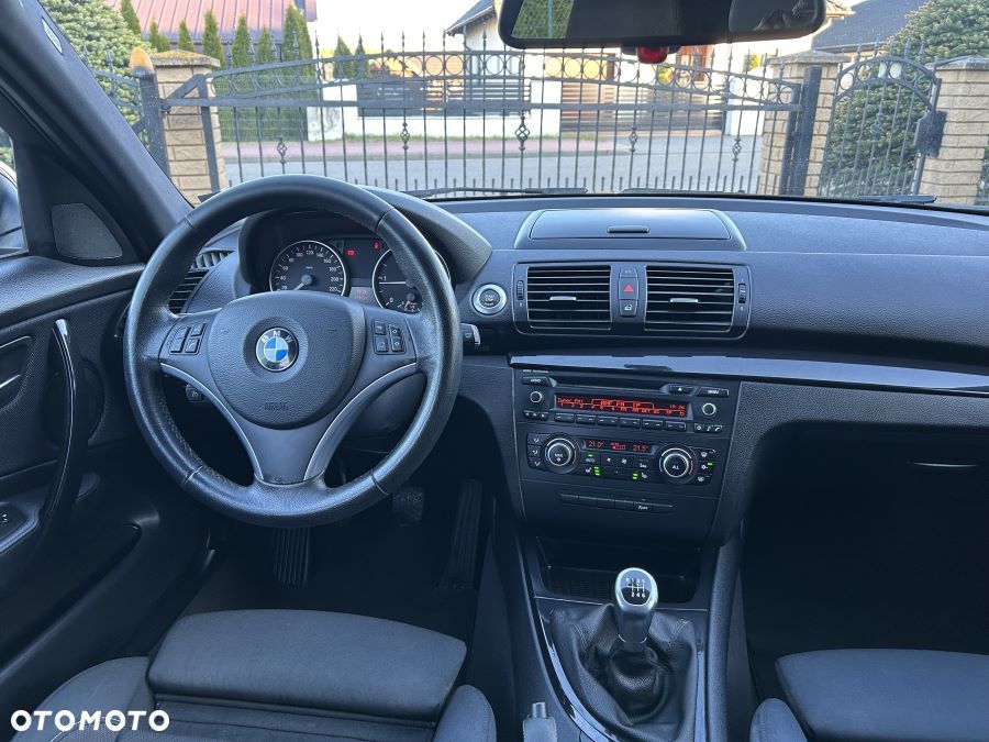 BMW Seria 1 118d Sport Line - 20