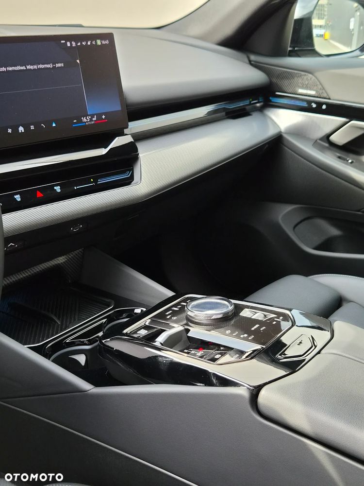 BMW Seria 5 520i mHEV M Sport - 15