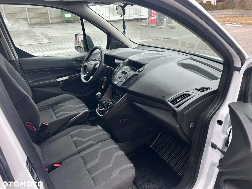 Ford Transit Connect - 9