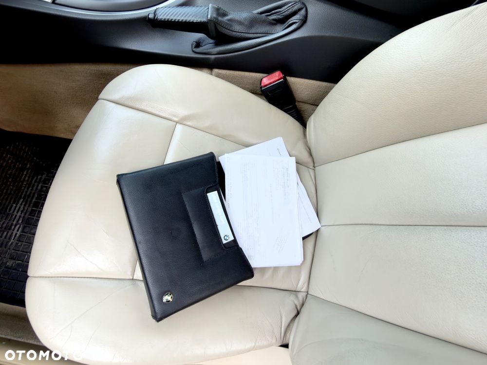 BMW Seria 6 645 Ci - 22