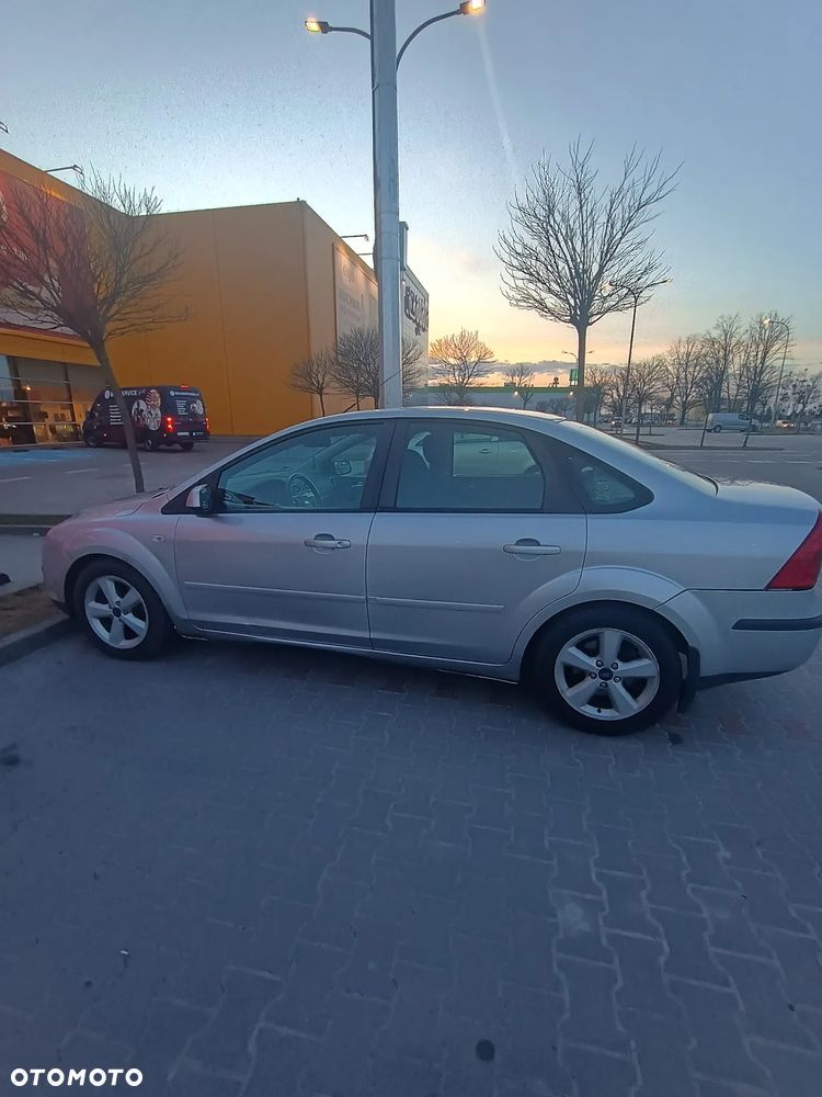 Ford Focus 2.0 TDCi Trend - 5